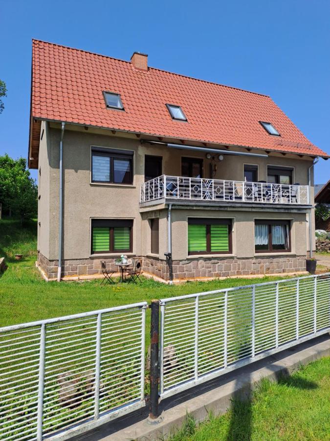 Monteur- Und Ferienwohnung In Hainichen - Obergeschoss Oder Dachgeschoss - Familie Weber Bockendorf Kültér fotó