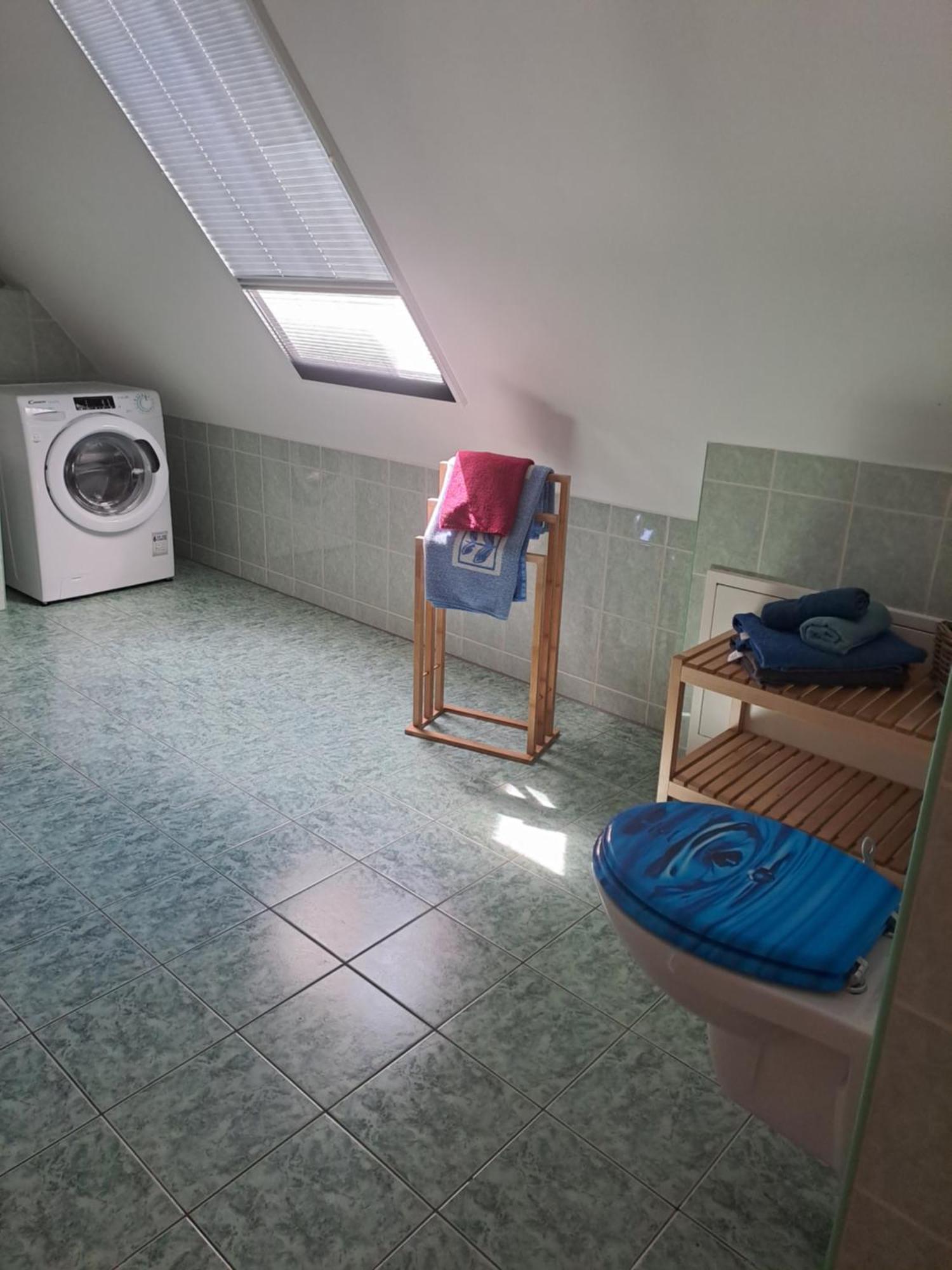 Monteur- Und Ferienwohnung In Hainichen - Obergeschoss Oder Dachgeschoss - Familie Weber Bockendorf Kültér fotó