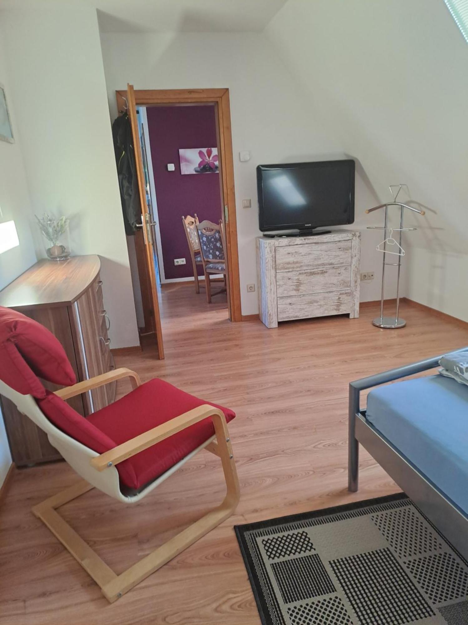 Monteur- Und Ferienwohnung In Hainichen - Obergeschoss Oder Dachgeschoss - Familie Weber Bockendorf Kültér fotó